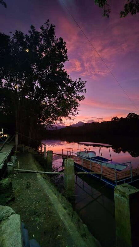 iwahig-river-cruise-firefly-watching
