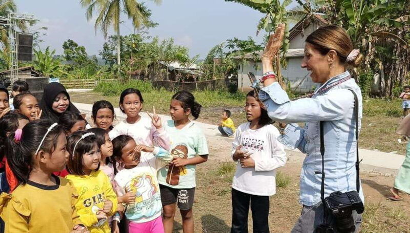 jakarta-baduy-tracker-and-village-full-day-tour