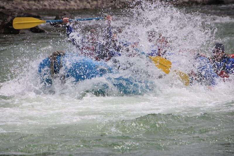 jasper-athabasca-river-mile-5-whitewater-rafting-tour