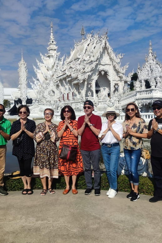join-tour-1-day-trip-around-chiang-rai-included-lunch-buffet