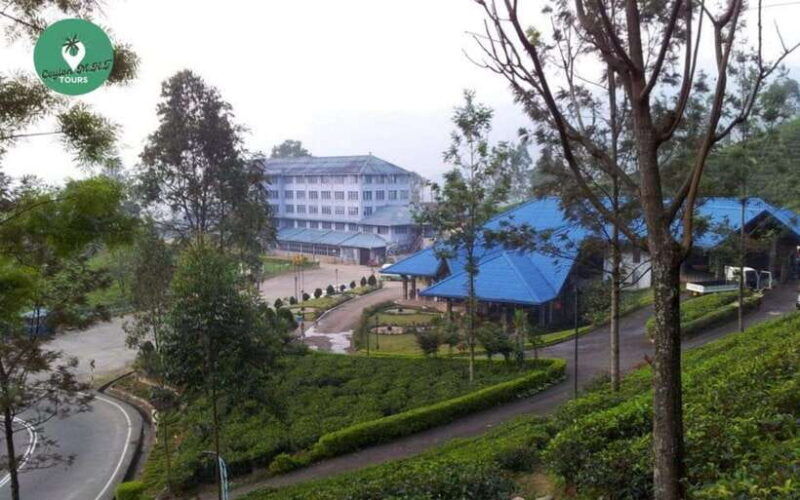 kandy-nuwara-eliya-day-explore-by-tuk-tuk-with-local-guide