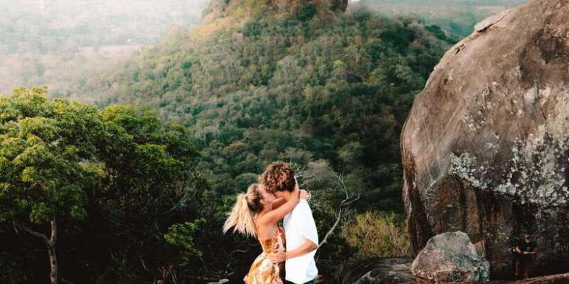 kandy-pidurangala-rock-sunrise-and-minneriya-safari-trip