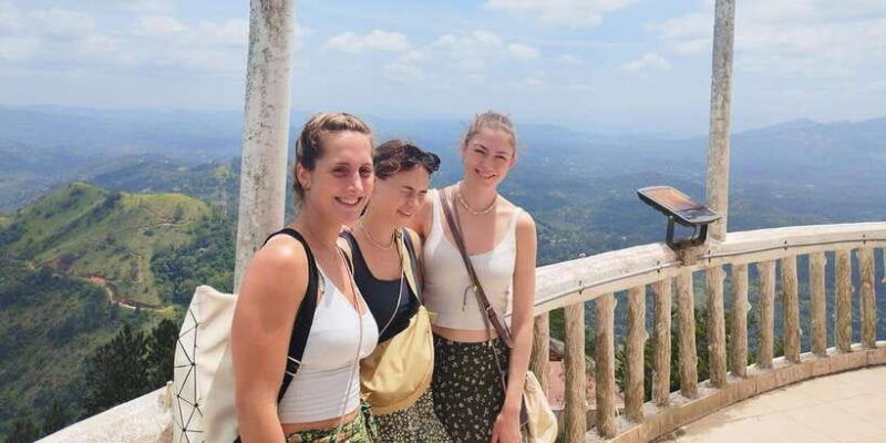 kandy-to-ambuluwawa-tuk-tuk-day-tour-by-local
