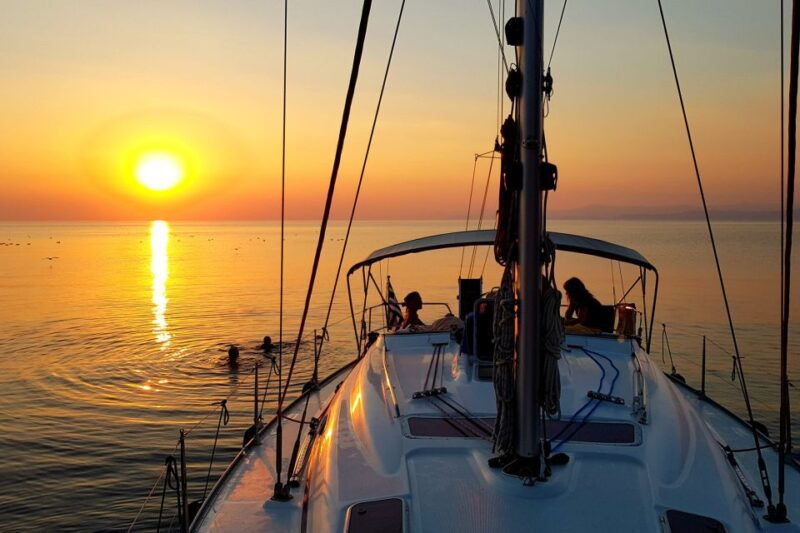 kassandra-private-sunset-sailing-cruise-with-wine-fruit