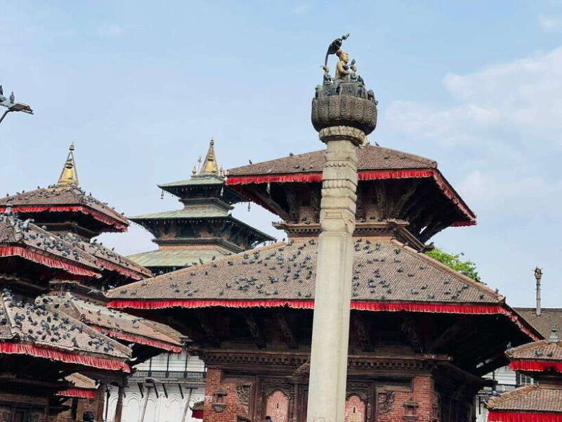kathmandu-durbar-square-ason-market-kathe-simbu-stupa