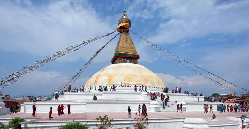 kathmandu-sightseeing-by-bus-day-trip