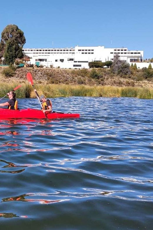 kayaking-on-lake-titicaca-uros-floating-islands