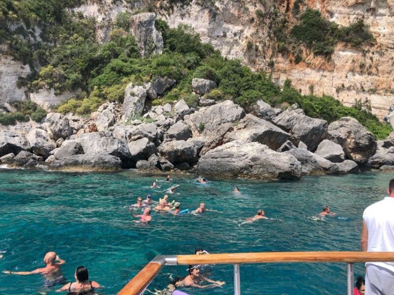 kefalonia-ithaca-cruise-from-poros-port-with-swim-stops