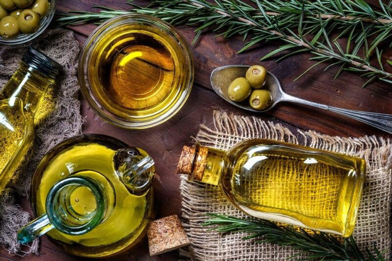 kefalonia-virgin-olive-oil-experience-with-herbs-wine