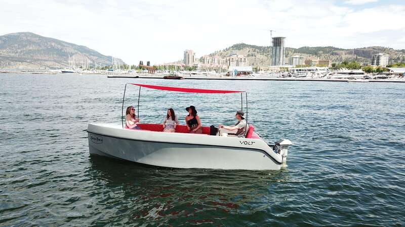 kelowna-private-electric-boat-tour-with-bluetooth-speaker