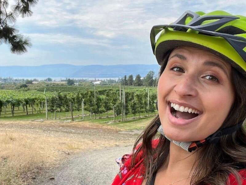 kelowna-wine-tasting-by-e-bike-smartphone-guide-lunch