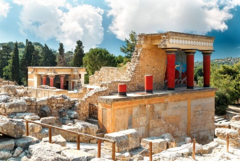 knossos-heraklion-archaeological-museum-from-chania