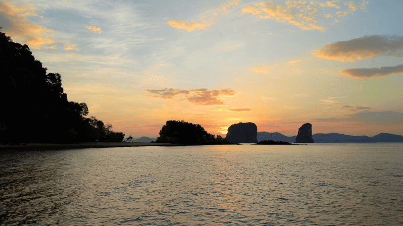 ko-yao-yai-hong-island-plankton-longtail-boat-sunset-tour