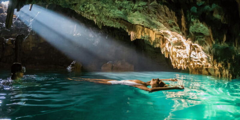 komodo-island-3d2n-private-speedboat-land-tour-hotel