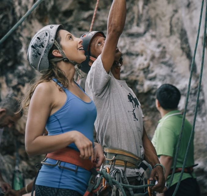 krabi-half-day-rock-climbing-at-railay-beach