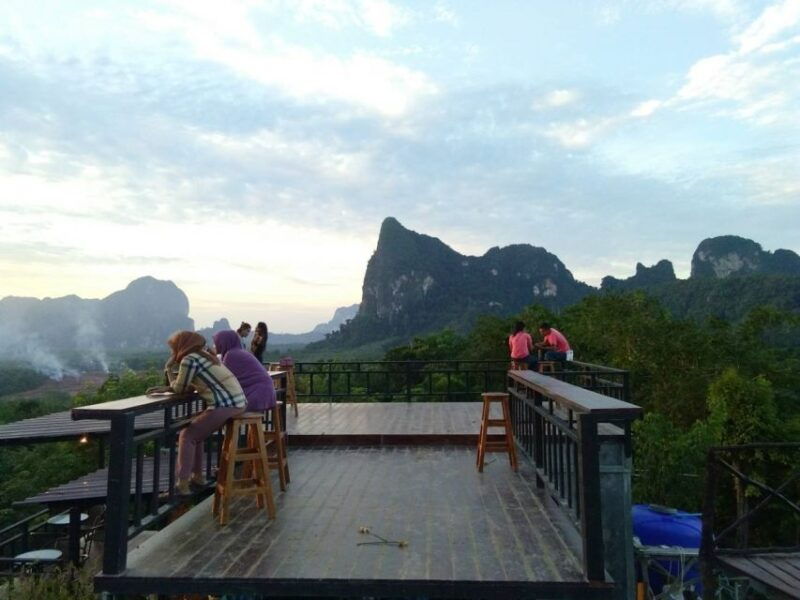 krabi-sunrise-breakfast-kayaking-at-khlong-nam-sai