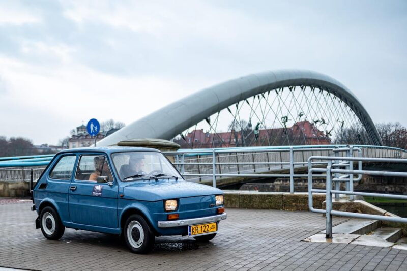 krakow-highlights-tour-in-classic-car-with-pro-photo-session