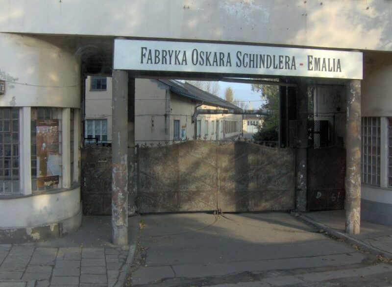 krakow-skip-the-line-oskar-schindlers-museum-private-tour