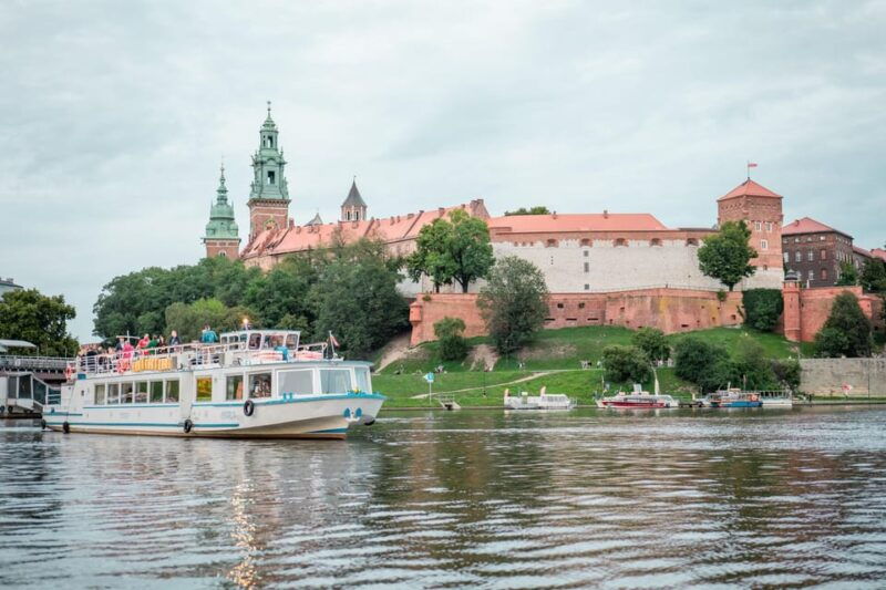 krakow-vistula-river-sightseeing-cruise-%ef%b8%8f