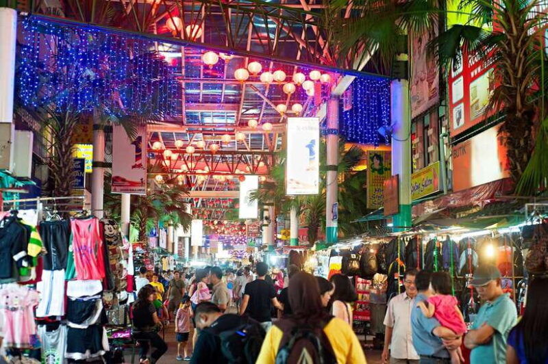 kuala-lumpur-by-night-and-malaysian-food-tour