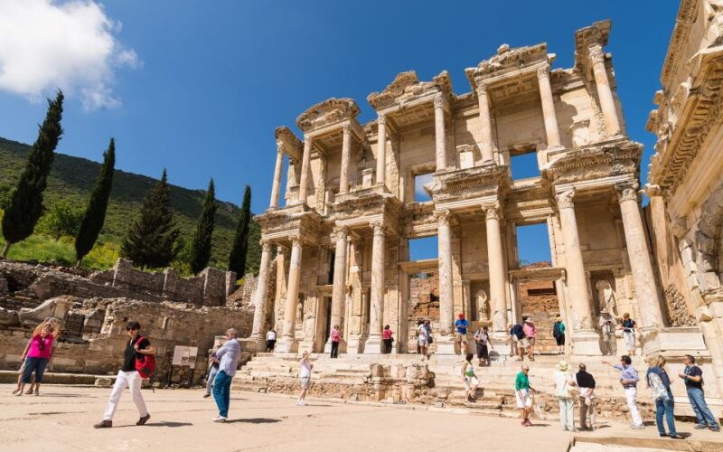 kusadasi-ephesus-ancient-city-house-of-mary-guided-tour
