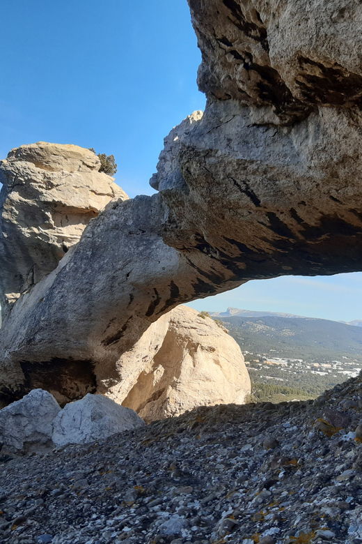 la-ciotat-calanques-national-park-guided-hike