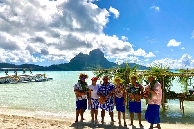 Lagoon Snorkeling Tour with Tahitian Oven Lunch in Bora Bora - Exploring the Lagoon Snorkeling Tour with Tahitian Oven Lunch in Bora Bora