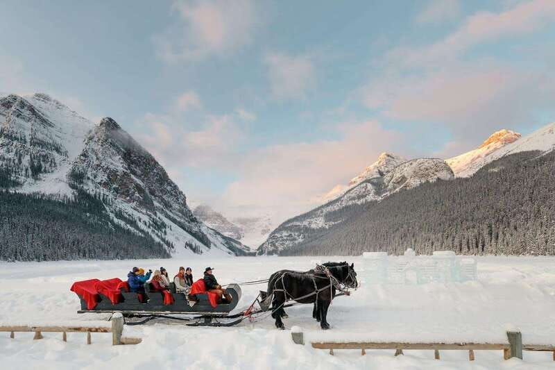 lake-louise-johnston-canyon-lake-minnewanka-banff-town