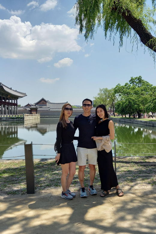 layover-tour-to-gyeongbokgung-folk-museum-bukchon-insadong