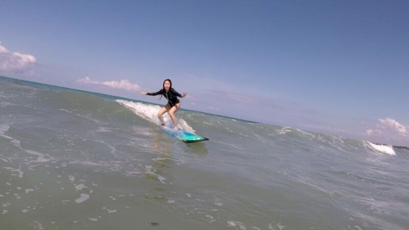 legian-beach-bali-beginner-or-intermediate-surf-lessons