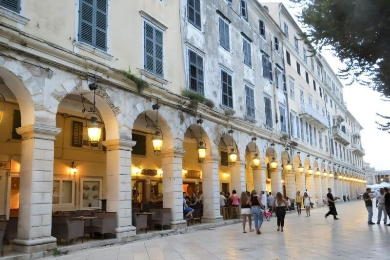 lets-get-lost-in-the-alleys-of-corfu-old-town