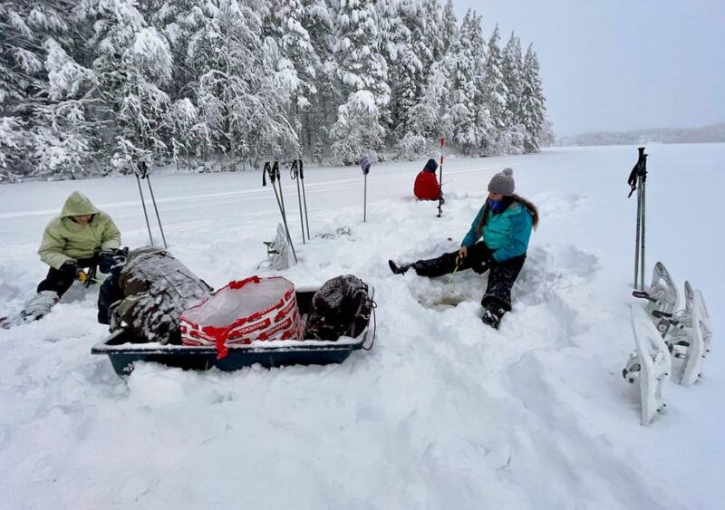 levi-ice-fishing-trip-in-a-small-group