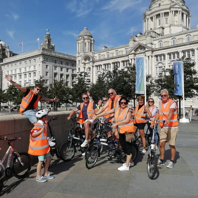 liverpool-city-centre-highlights-tour-on-ebikes