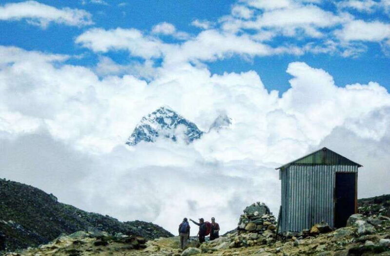lobuche-peak-climbing-2025-2026