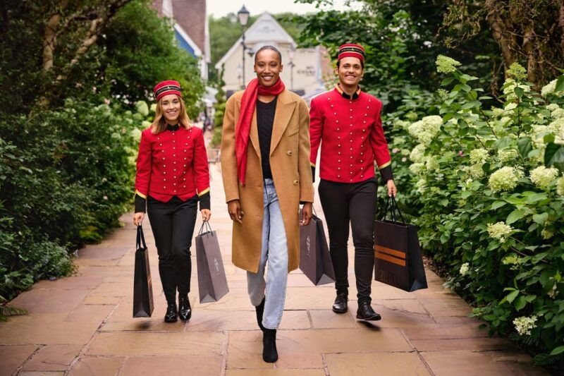 london-bicester-village-shopping-day-trip-with-coach-ride