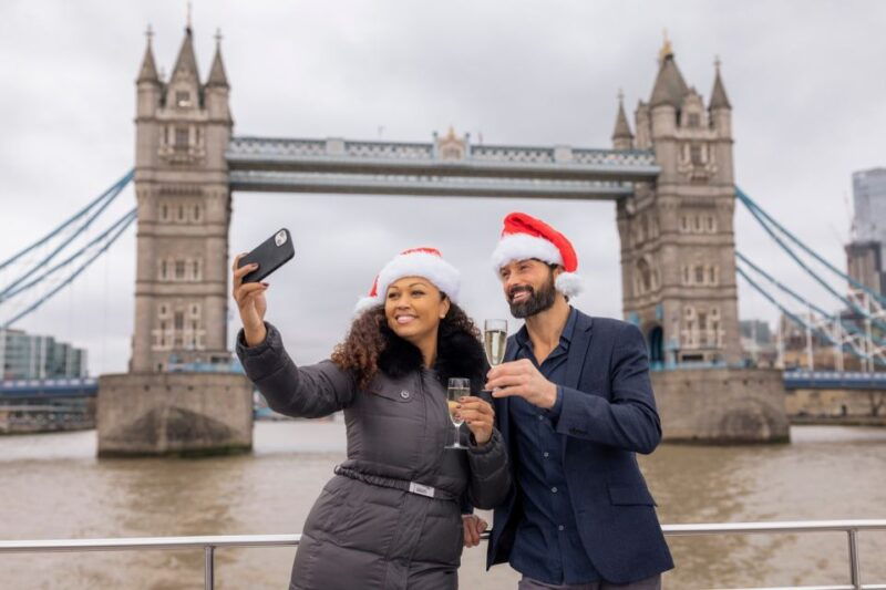london-christmas-day-sightseeing-cruise