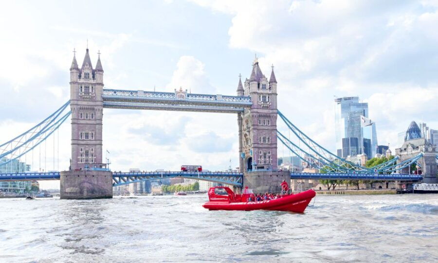 london-river-thames-speed-boat-tour