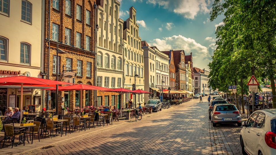 lubeck-private-historical-and-architectural-walking-tour
