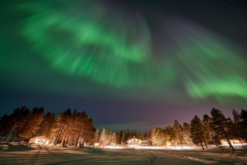 lulea-northern-lights-snowmobile-tour