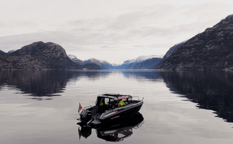 lysefjord-boat-safari-to-preikestolen-from-forsand-2