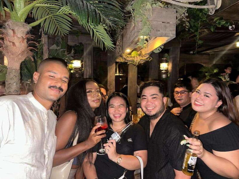 makati-bar-hopping-tour-with-venus