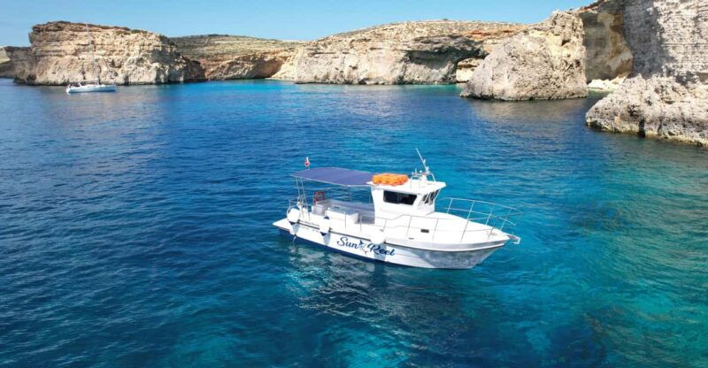 malta-blue-lagoon-comino-gozo-private-boat-cruise-trip