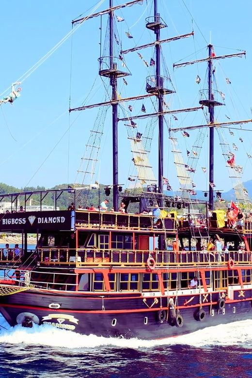 marmaris-big-boss-diamond-pirate-boat-trip