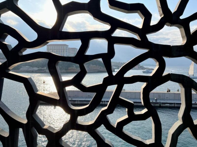 marseille-capture-the-most-photogenic-spots-with-a-local