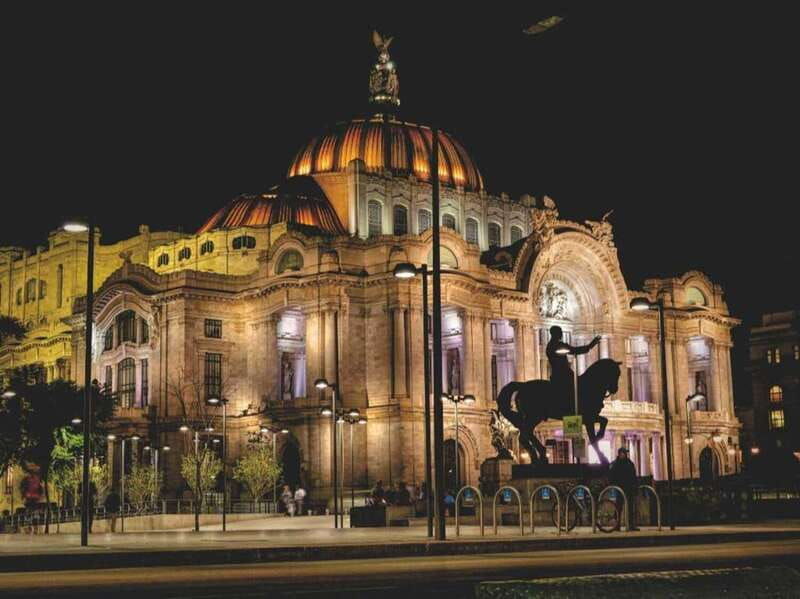 mexico-city-night-bus-tour