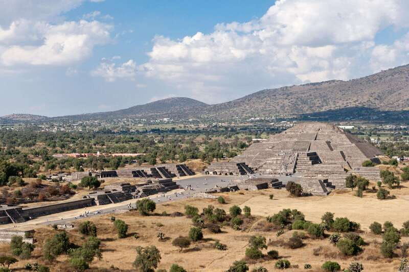 mexico-city-teotihuacan-tlatelolco-and-guadalupe-tour