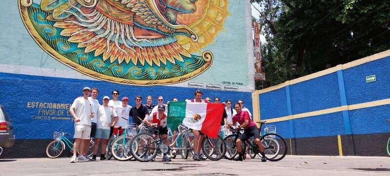 mexio-city-art-naco-murals-street-art-bike-tour