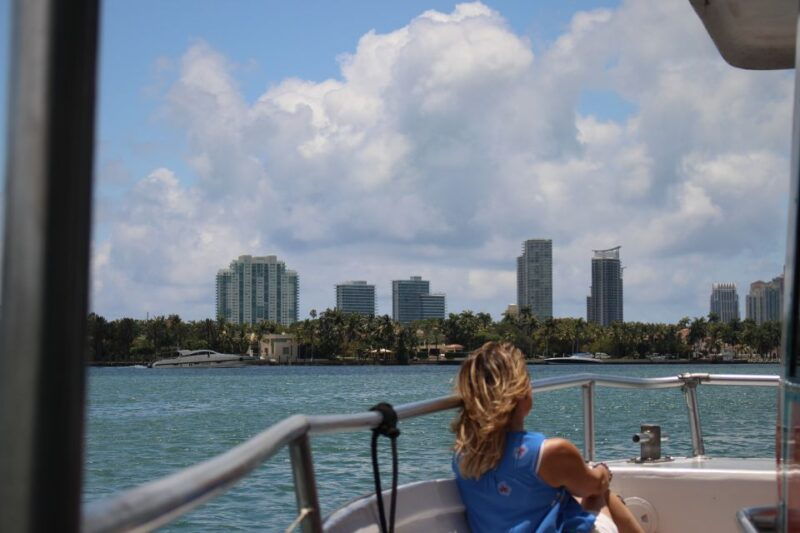 miami-sunset-cruise-with-celebrity-homes-open-bar