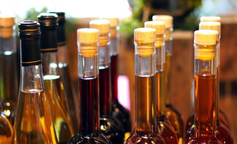 milan-wine-tasting-with-an-italian-sommelier