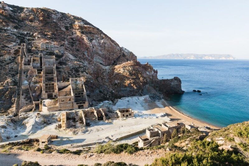 milos-geology-volcano-half-day-morning-tour